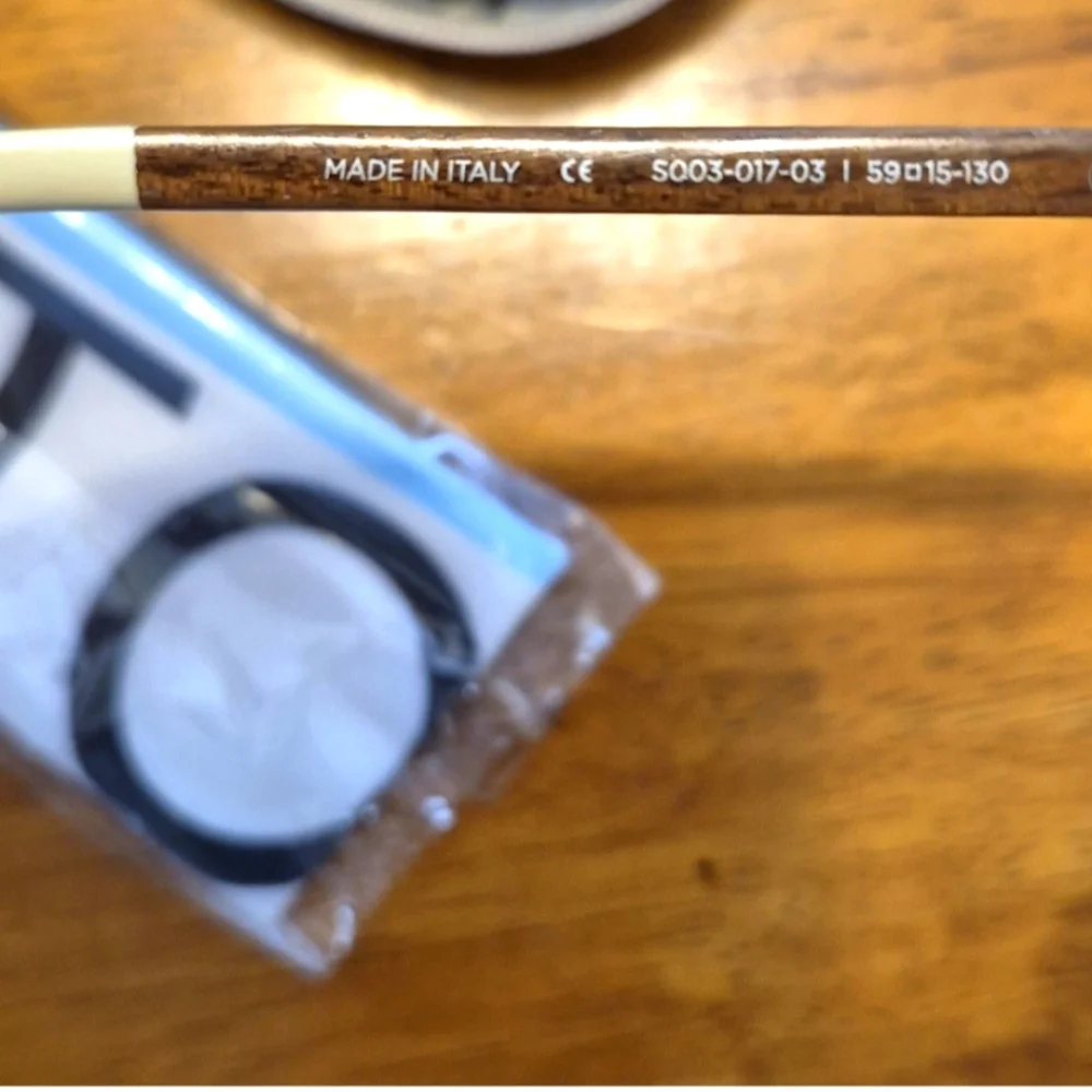 Toms Brown Glasses In Case With Cloth - Picture 7 of 8